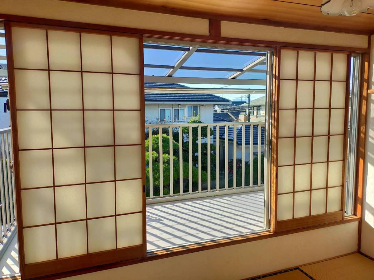 まどありー。の結露、防音対策の施工前の写真1