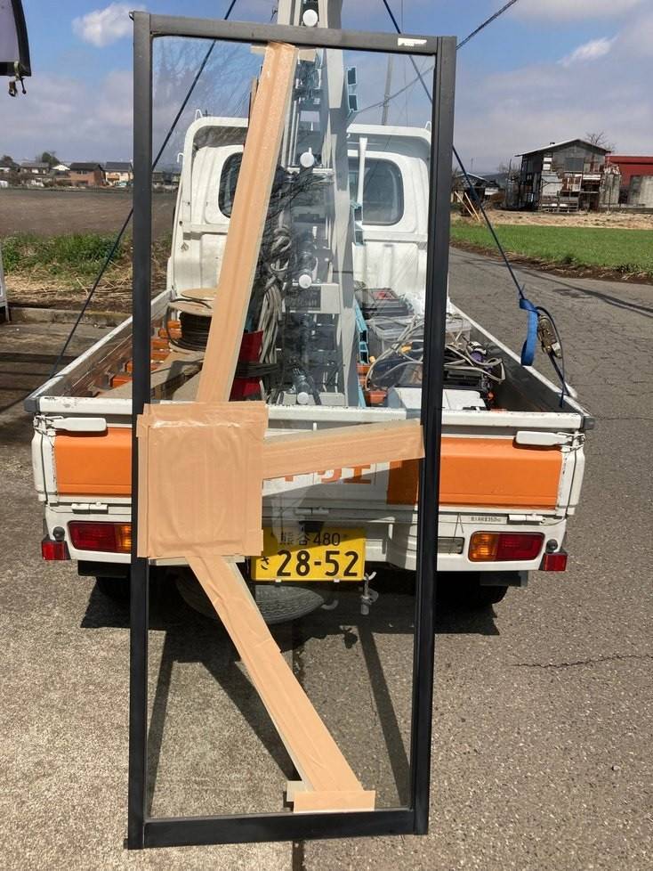 まどありー。の硝子入替の施工前の写真1