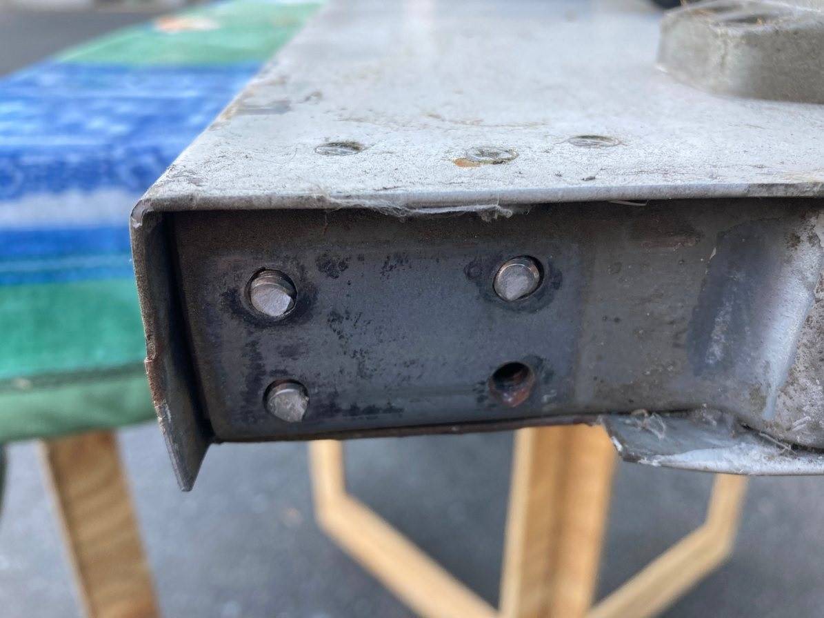 まどありー。のフロアヒンジ交換の施工前の写真1