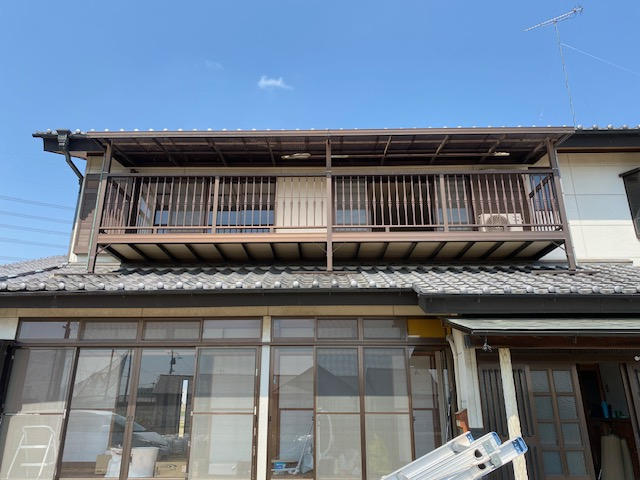 まどありー。のポリカ屋根の交換の施工事例写真