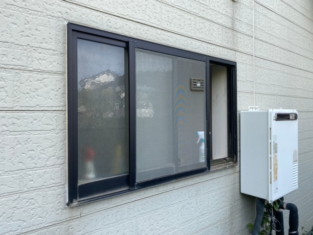 まどありー。太田店のLIXIL　リフォーム取り替え窓リプラスの施工前の写真1