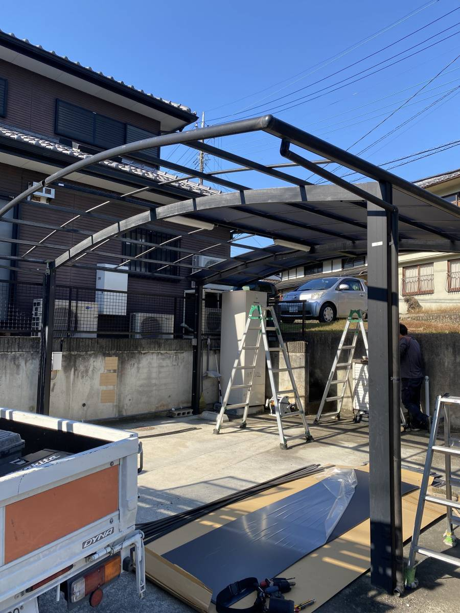 まどありー。太田店のカーポート屋根交換の施工前の写真3