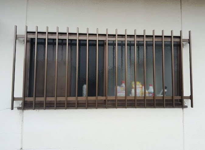 まどありー。太田店の壁も窓も壊さない簡単施工の施工後の写真1