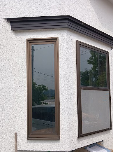 まどありー。太田店の〚窓リノベ補助金対象商品〛リプラス「開かない窓」を「開けられる窓」への施工前の写真1