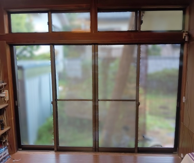 まどありー。太田店の〚窓リノベ補助金対象商品〛欄間にも内窓設置の施工前の写真1