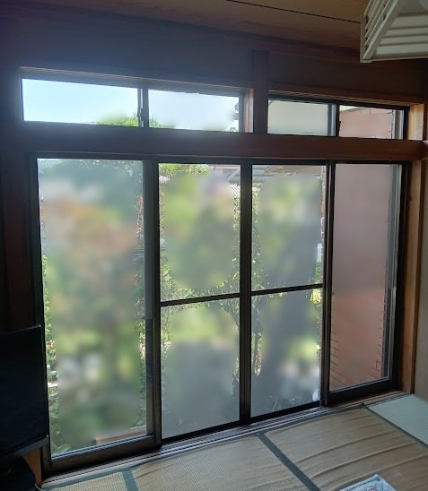 まどありー。太田店の〚窓リノベ補助金対象商品〛二重の窓で断熱性アップの施工前の写真1