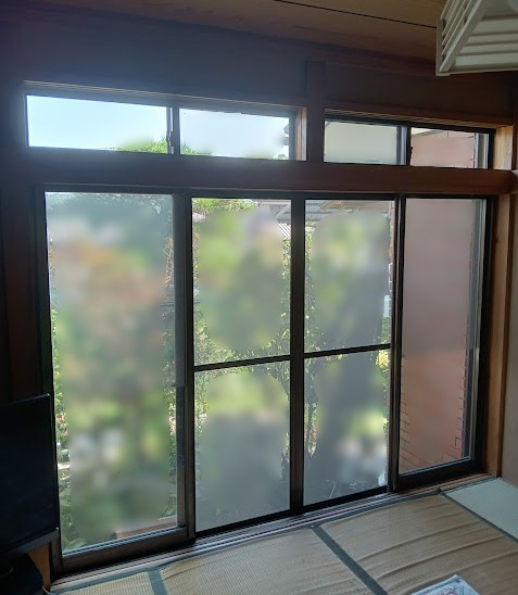 まどありー。太田店の〚窓リノベ補助金対象商品〛二重の窓で断熱性アップの施工前の写真1