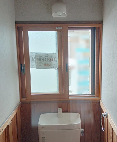 まどありー。太田店のトイレの窓に内窓設置の施工後の写真1