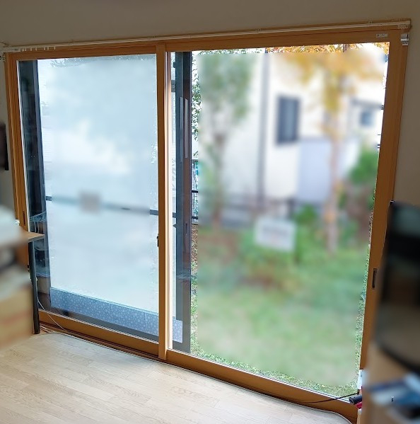 まどありー。太田店の今ある窓の内側に、新しく窓を設置の施工後の写真1