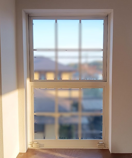 まどありー。太田店の上げ下げ窓に内窓設置の施工前の写真1