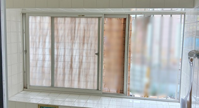 まどありー。太田店の浴室に内窓設置で部屋間の温度差を少なくの施工前の写真1